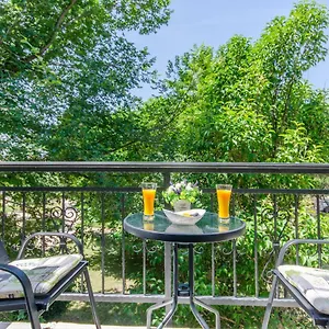 https://beach-park-apartment.hotels-in-trogir.com